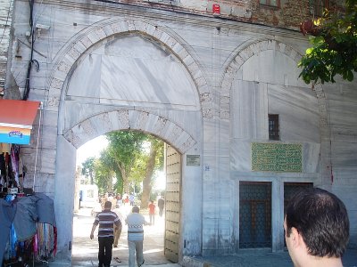 Istanbul8 SultanAhmet The Entrance to the Garden.jpg