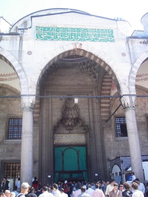 Istanbul8k SultanAhmet Mosque.jpg