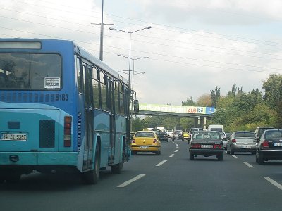 Istanbul Cevre Yolu Towards Mecidiyekoy.jpg