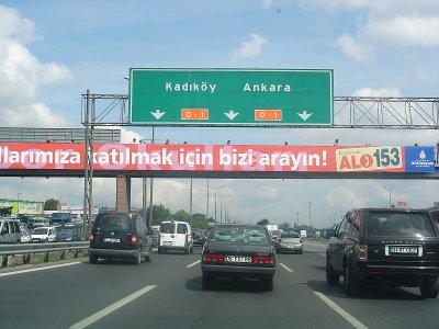 Istanbul Cevre Yolu Towards Topkapi3.jpg