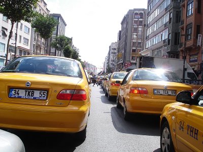 Istanbul Mecidiyekoy1.jpg