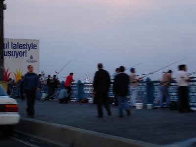 Istanbul111 Eminonu Fishers On The New Galata Bridge.jpg