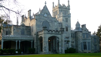 The fanciful turrets, porte-cochere and asymmetrical outline make Lyndhurst unique among mansions on the Hudson River.