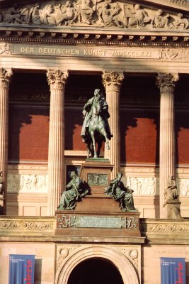 Close-up of the statue of Friedrich Wilhelm IV in front of the Alte National Gallery.