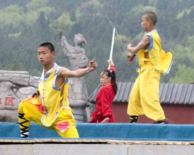 Fighting demonstration
