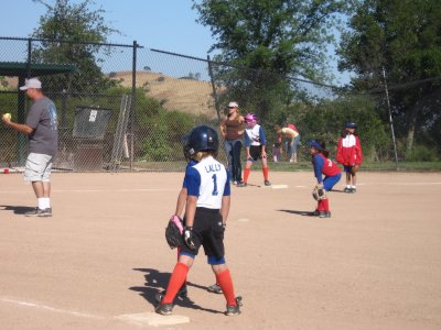 Courtney softball 2008 (5).JPG