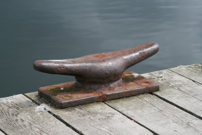 Dock tie up
