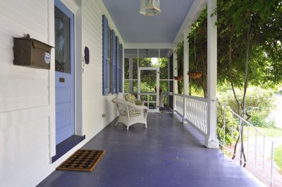 24mporch-14-24.jpg