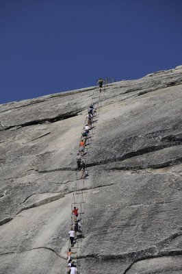Lots of hikers on the Cables