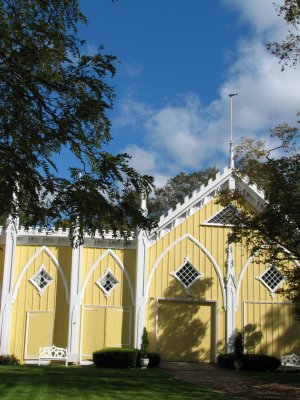 The Wedding Cake House 3