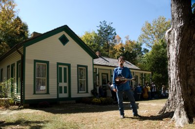 Kenneth Newell in front of the Old Home Place.