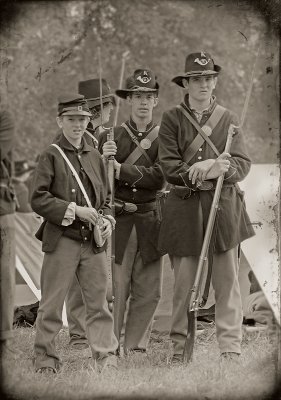 Privates in the 2nd Wisconsin Vol. Infantry Regiment