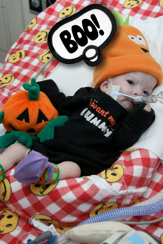 2009-10-31 NICU Halloween Day_P003-Edit.jpg