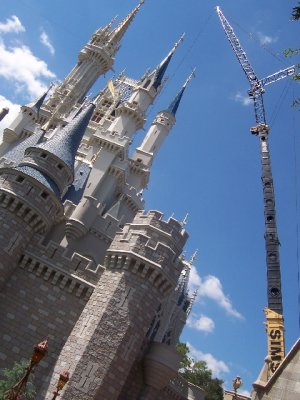 CastleCrane1.jpg