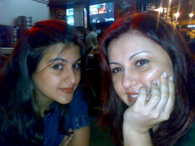 18072008305-red.jpg