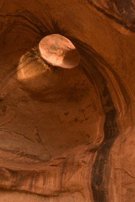 Monument Valley - window of light