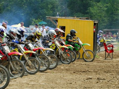 JPG CS 1Start 2nd Moto DSC_8085.jpg