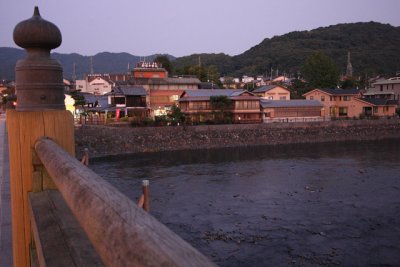 tvW