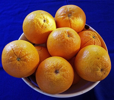 Bowl of Oranges .