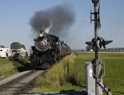 Approaching the crossing Strabsbourg PA