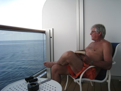 Relaxing at sea  22 January 2008