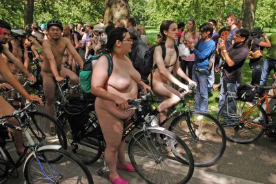 london naked bike ride 2008