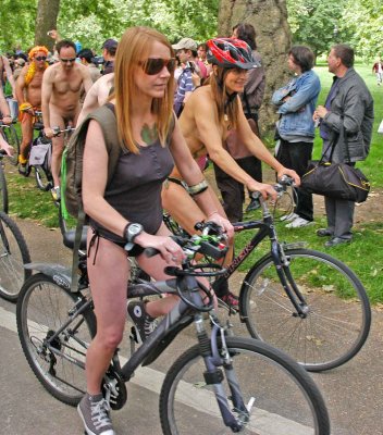 london naked bike ride 2008