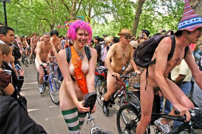 london naked bike ride 2008