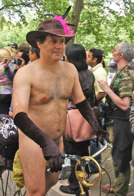 london naked bike ride 2008