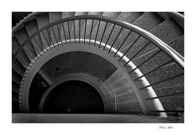 Stairway 05 8xbw_tn.jpg