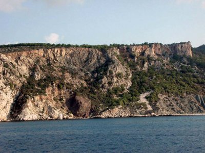 Fahrt entlang des Patra Strandes