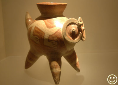 DSC_2102 Sculptural Viru pitcher. Museo Rafael Larco Herrera..jpg