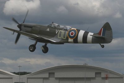 Spitfire IXT  Carolyn Grace    6889