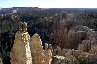 red_canyon_and_bryce