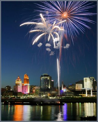 Fireworks Cincinnati Tall Stacks