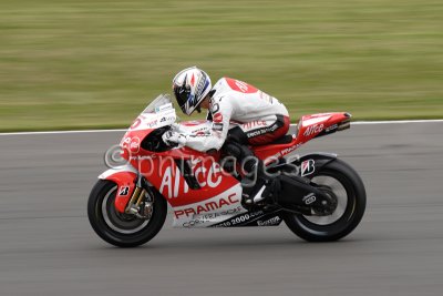 Sylvain Guintoli - Ducati Alice GP8 sat