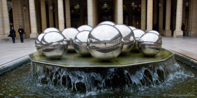 Paris-Courtyard-Le Palais Royal.jpg