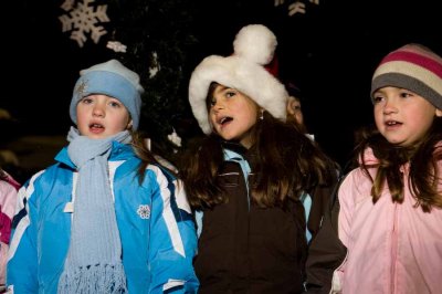 Tree_Lighting-3059.jpg