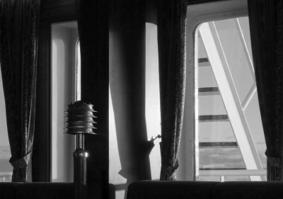 Monochromes
