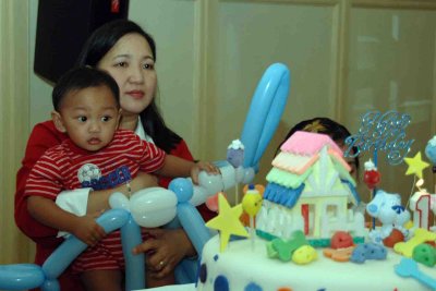 Cake and balloon
