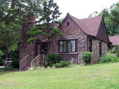 Bill and Hillary Clinton's First House