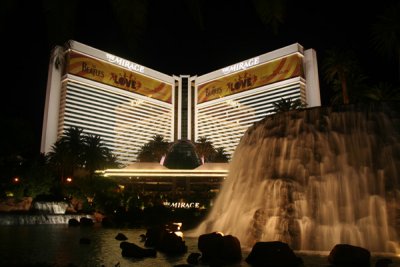 The Mirage at Night
