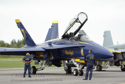 Blue Angels  F/A-18 Hornet