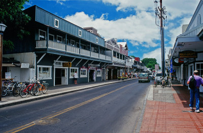  Lahaina Street Scene