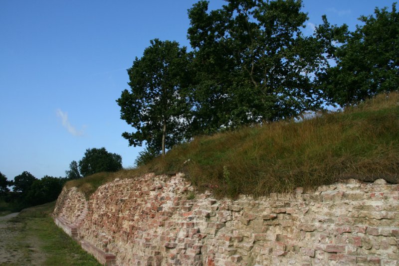 Danewerk, defence wall