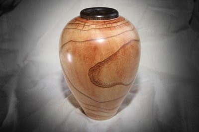 Vase. Ash. 2007.