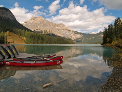 Canoe's on Emerald Lake