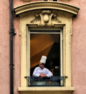 The window which knew all the secrets of high gastronomy...