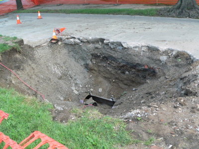 sinkhole Iowa Av
Iowa City IA