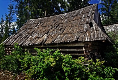 wooden barns in Jurgów